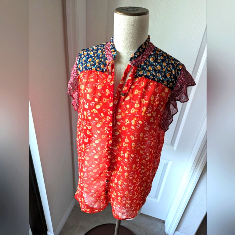 NWT Sandy & Sid Multi-Floral Print Blouse